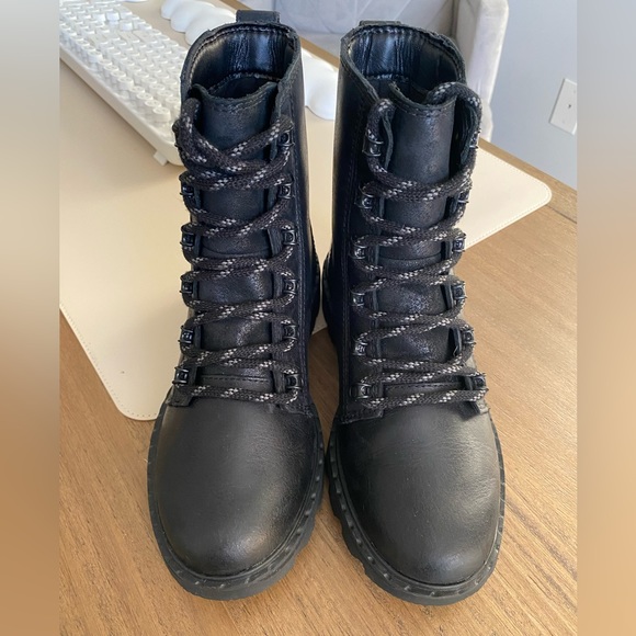 *Like New* Sorel Women's 7 Lennox Lace Rain Boot Waterproof Leather Black Boots - Picture 10 of 14